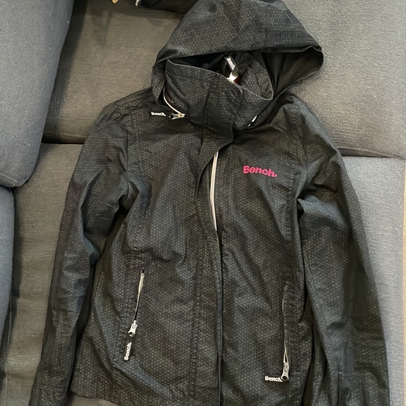 Black bench jacket with hot pink logo on collar. (Spring/fall) - Picture 5 of 5